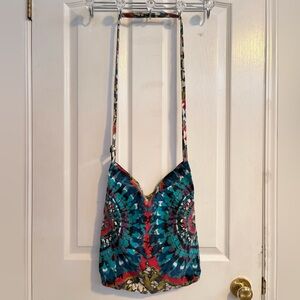 ୭Claire's Blue and Red Tote Bag with Vibrant Design୭